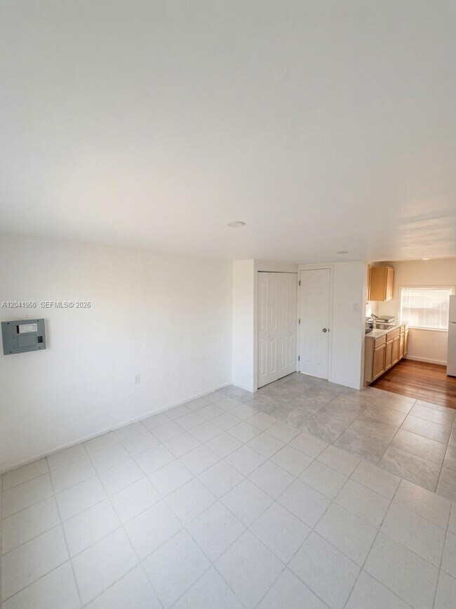 Foto del edificio - 1340 Peri St