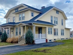 Building Photo - 306 Steuben St