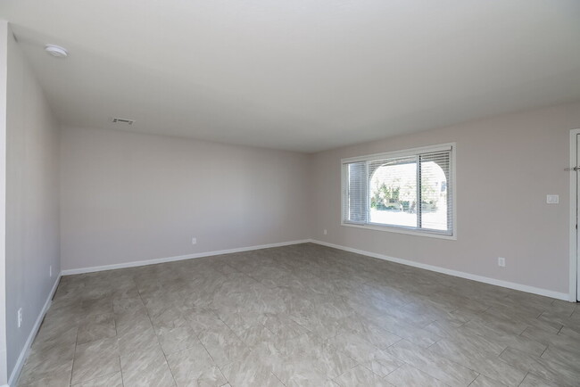 Building Photo - 17337 E Oro Grande Dr