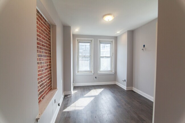 Foto del edificio - NEW CONSTRUCTION IN STRAWBERRY MANSION! 3 ...