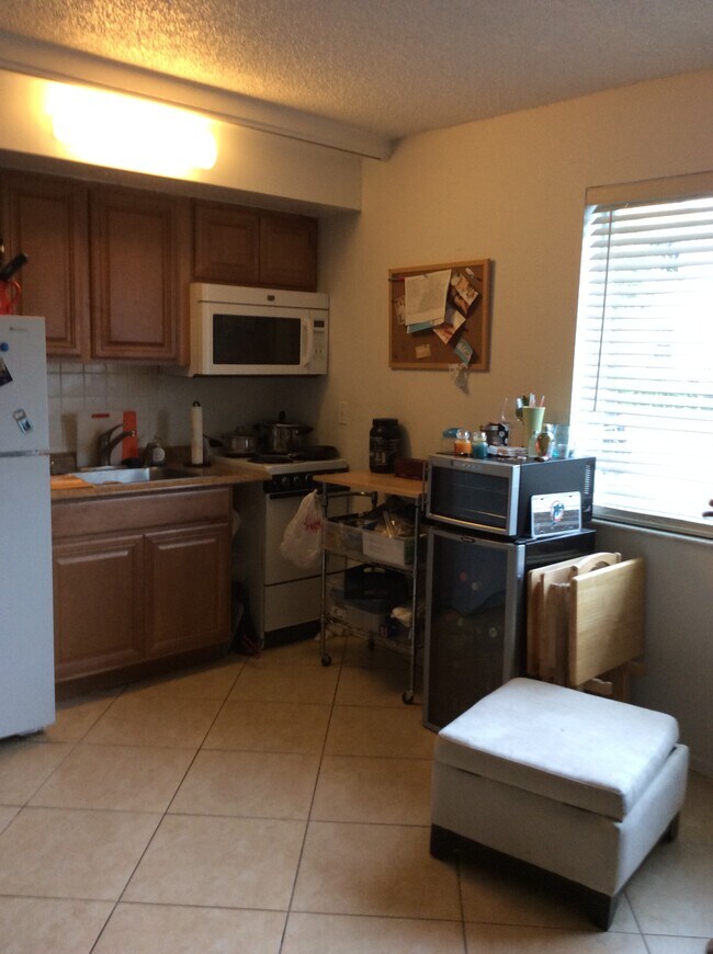 Foto del edificio - 1320 Miami Rd