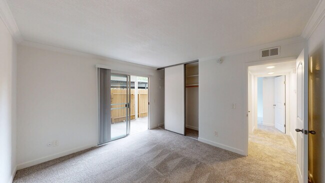 Building Photo - 18185 Happy Ln