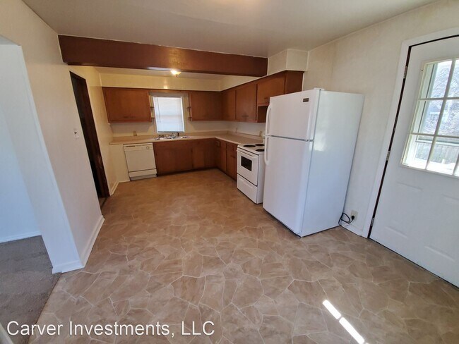Building Photo - 3 br, 1 bath House - 935 Dousman Street