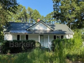 Building Photo - 2203 Patterson Rd