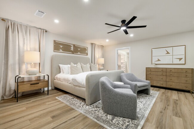 Foto del edificio - 9690 Fallbrook Dr
