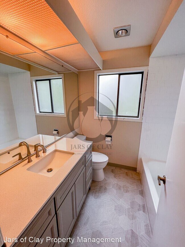 Foto del edificio - 3 br, 2 bath House - 8440 SW Lafayette Way