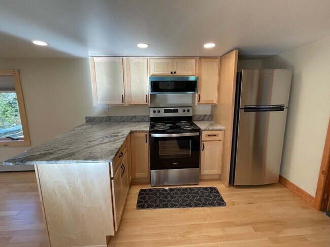 cocina - 310 Wadleigh Falls Rd