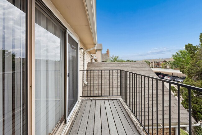 Foto del edificio - 2300 Old Spanish Trl