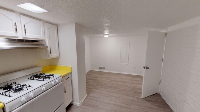 Foto del edificio - Charming Apartment Near Wash Park