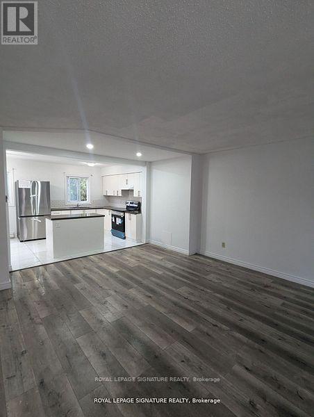 Photo du bâtiment - 577-577 Third St