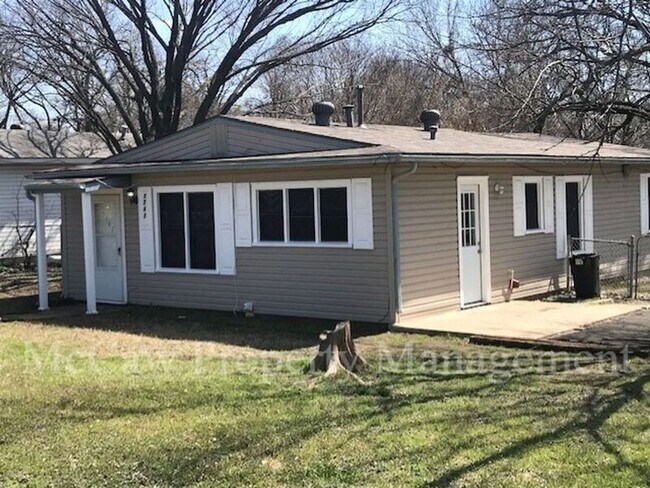 Building Photo - 5747 Cowden St