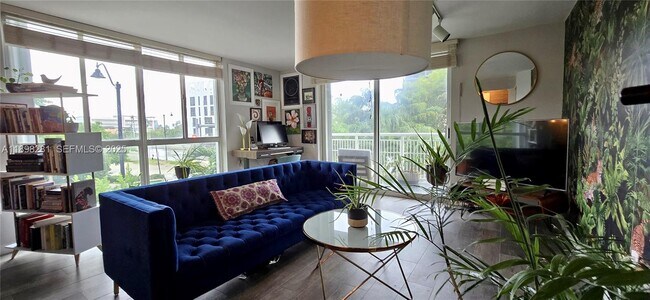 Foto del edificio - 1688 West Ave