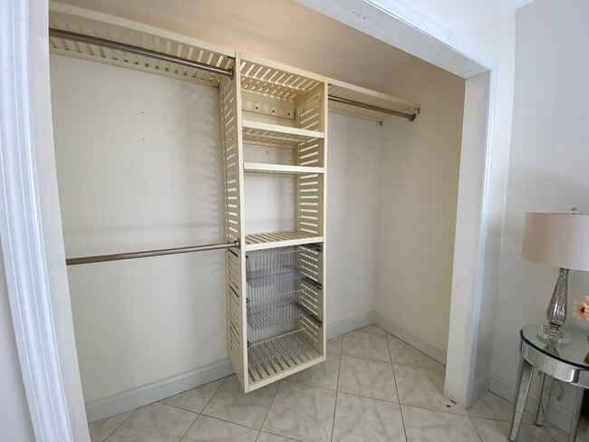 Building Photo - 20500 NW 33rd Ave