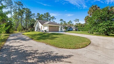 Building Photo - 3590 10th Ave NE