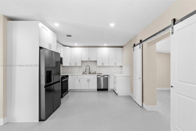 Building Photo - 9300 Marine Dr
