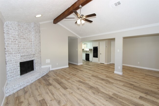 Building Photo - 3019 Jenny Dr