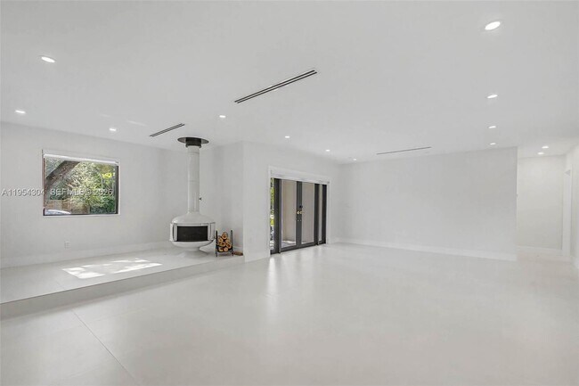 Building Photo - 7505 SW 167th St