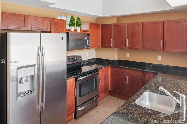 Building Photo - 7275 SW 89th St