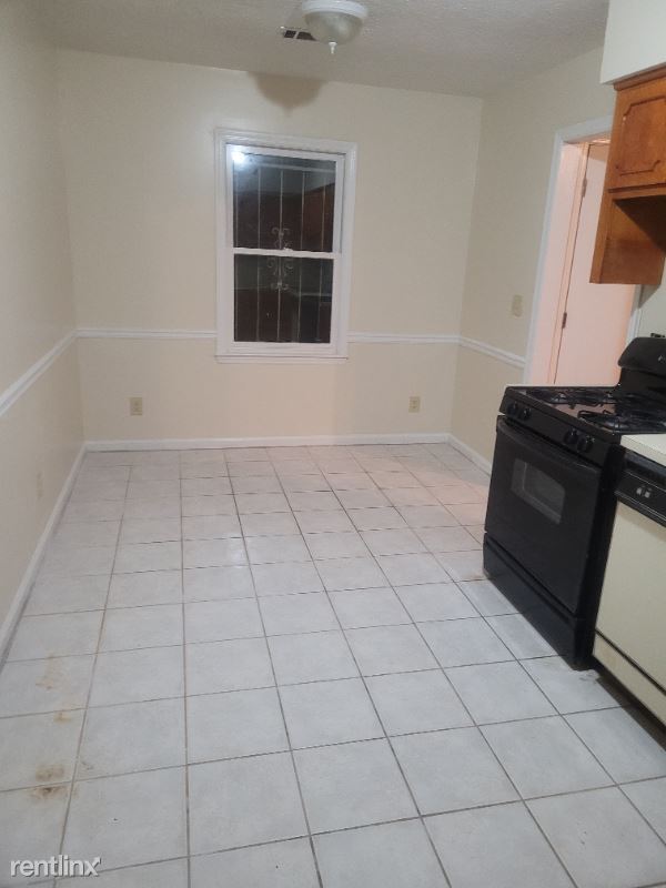 Building Photo - 3 br, 2 bath House - 472 Pinecrest Dr