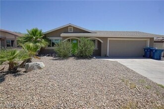 Building Photo - 4972 Novato Cir