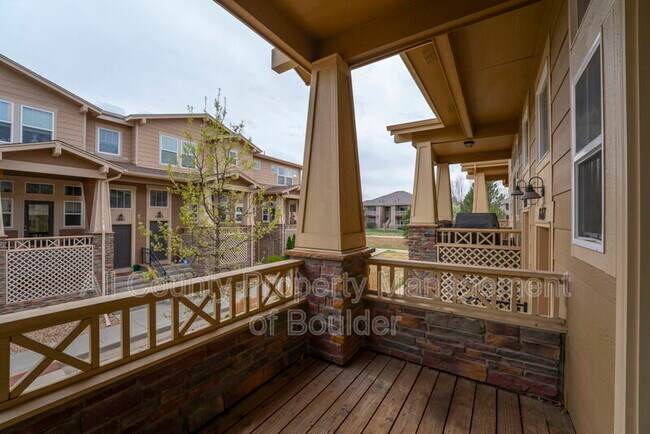 Foto del edificio - 1667 Venice Ln