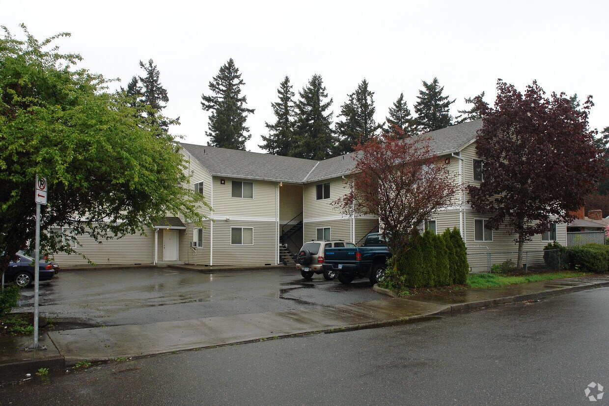 Primary Photo - 2447 SE 115th Ave