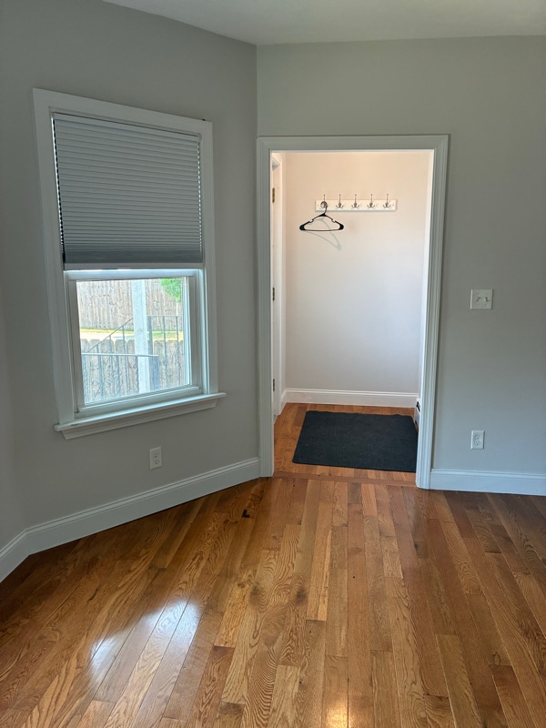 Foto del edificio - 320 Tinkham St