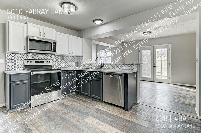 Foto del edificio - 5010 Fabray Ln