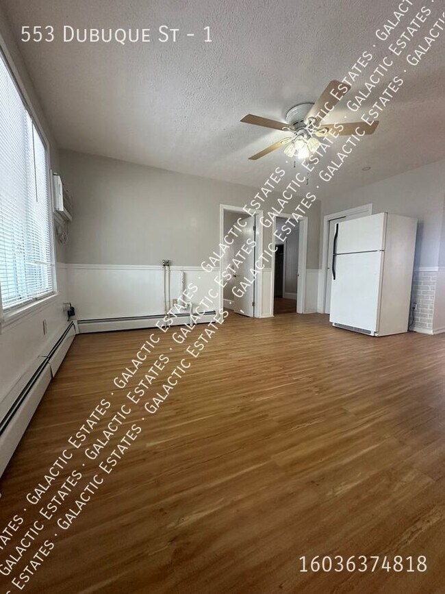 Building Photo - First Floor 3 Bedroom, 1 Bathroom