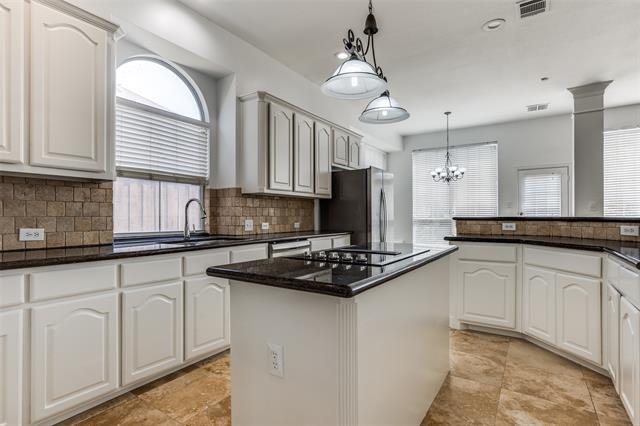 Building Photo - 6132 Palomino Dr