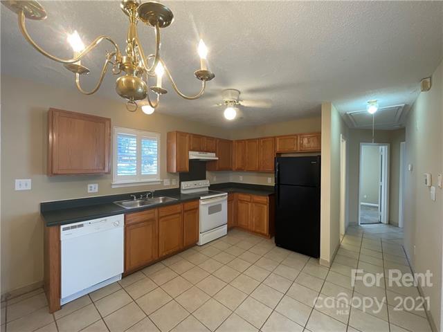 Foto del edificio - 523 Cub Creek Ln