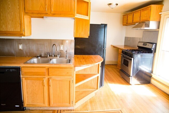 Foto del edificio - 809 6th St SE
