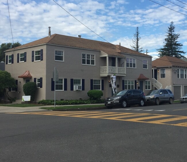 Building exterior - 706 9th St