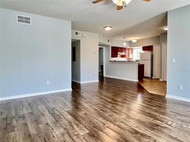 Foto del edificio - 3101 E Washington St