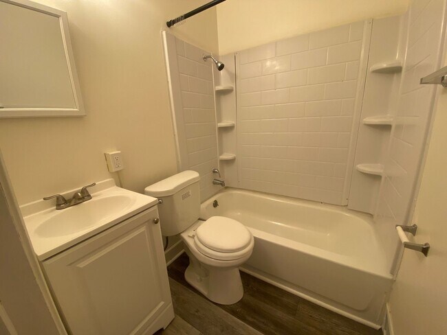 Foto del edificio - Viking Properties, LLC Duplex