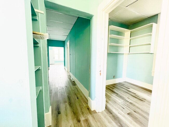 Foto del edificio - 1128 E Clarke St