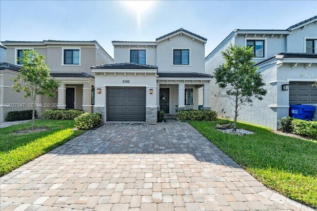 Foto del edificio - 3392 NW 5th St