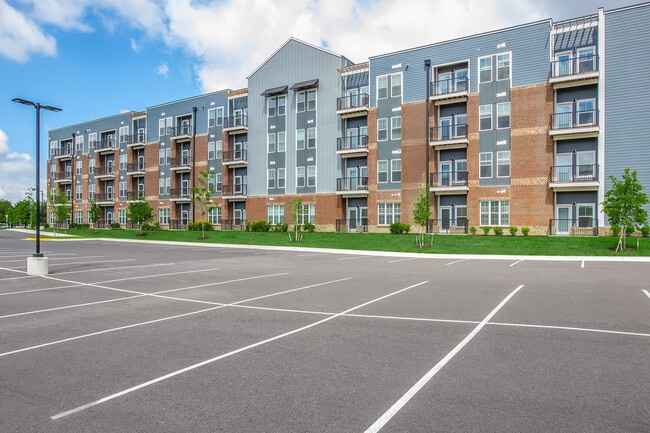 Building Photo - Park Landing
