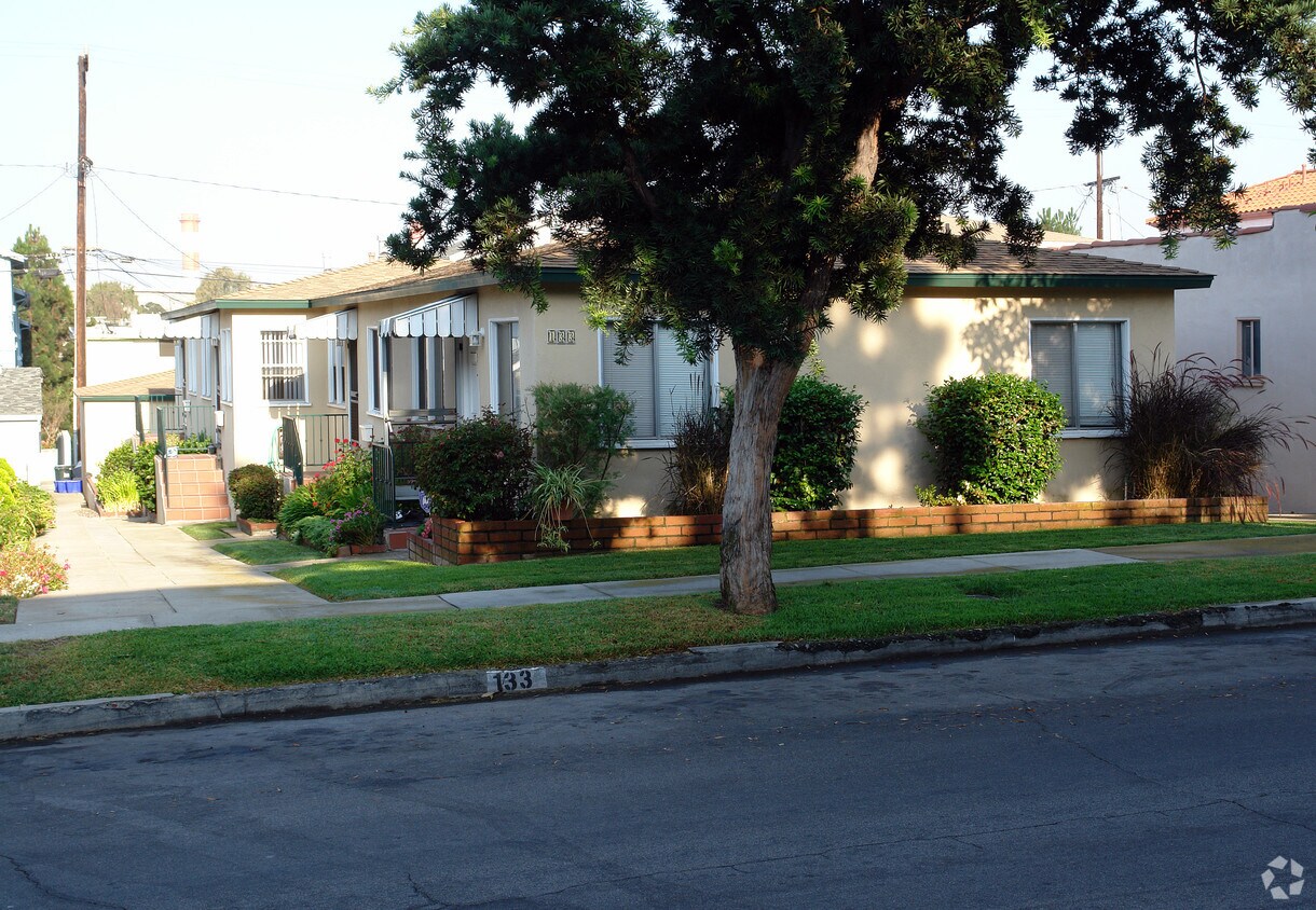 Primary Photo - 133 Concord St