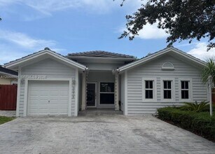 Building Photo - 3078 SE 5th Dr