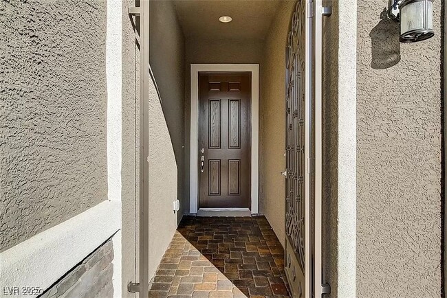 Building Photo - 5374 Tierra Faith Ave