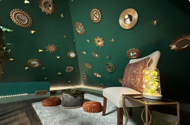 Building Photo - 772 W 300 N