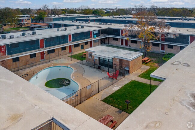 Foto del edificio - Mission Villas