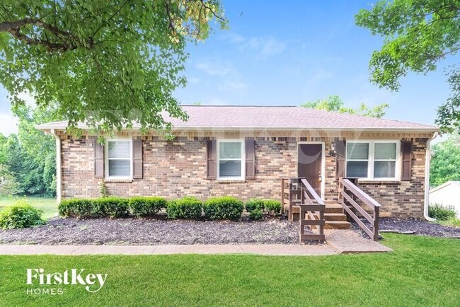 Building Photo - 704 Berkshire Dr