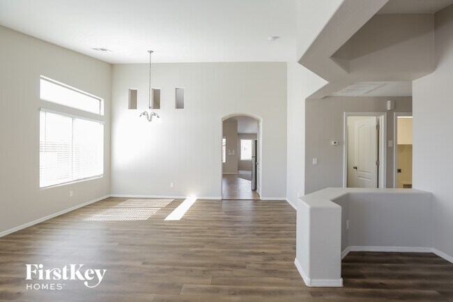 Foto del edificio - 6220 S 52nd Dr