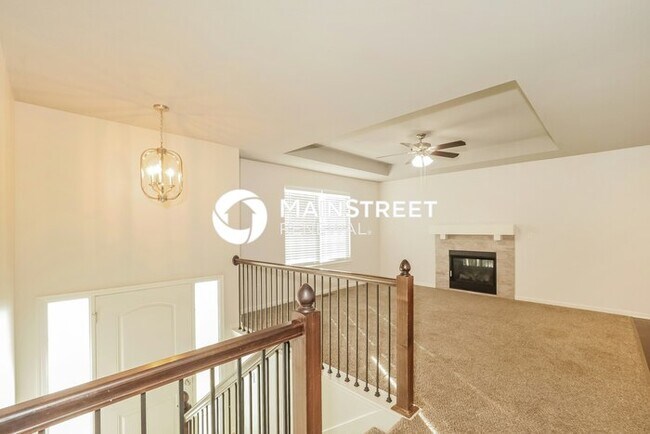 Building Photo - 3 Bedroom Pet-Friendly Home in RAYMORE, MO with Main Street Renewal