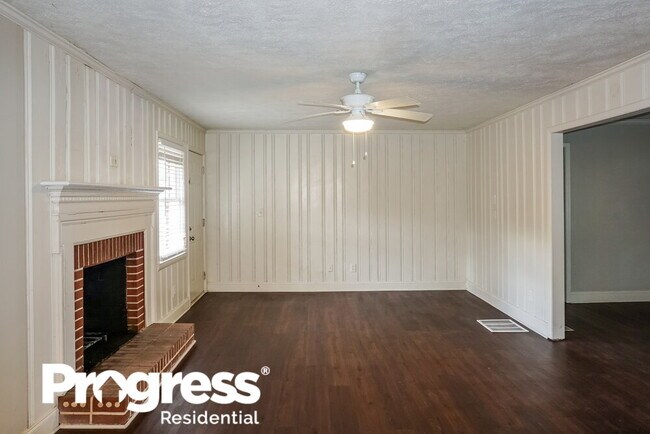 Building Photo - 2599 GA-85