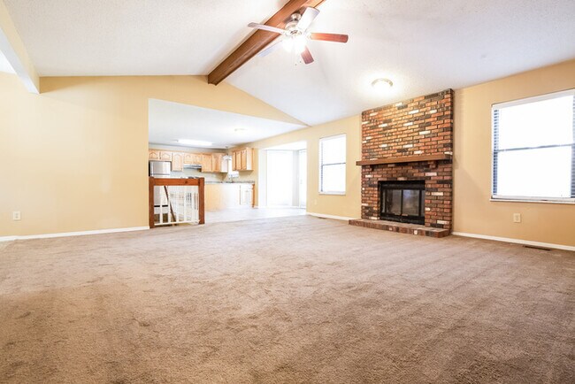 Building Photo - 1043 Driftwood Trails Dr