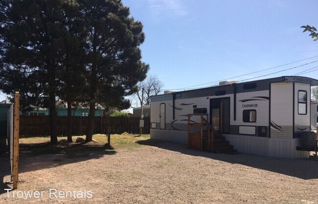Building Photo - 1 br, 1 bath House - 6403 B Austin Ave.
