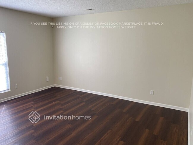 Foto del edificio - 3811 Cameron Creek Dr